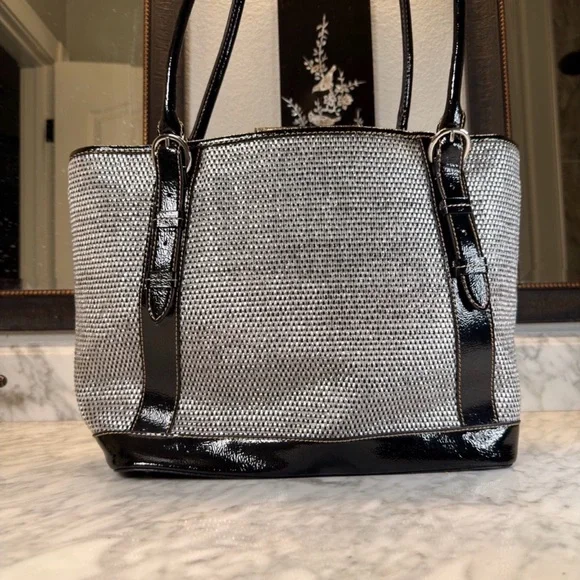 Maxx New York Black and Silver Women's Tote Bag NWOT. - Picture 2 of 10